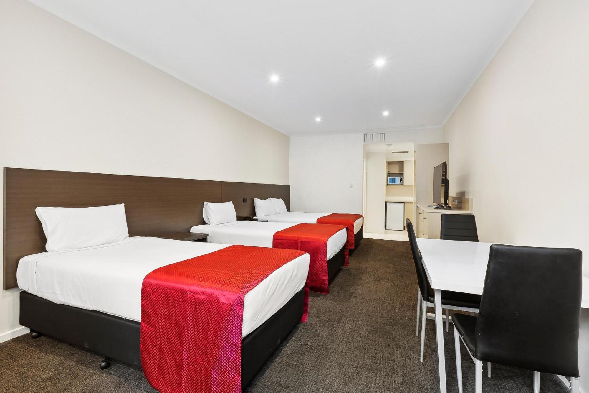 Quality Hotel Manor Mitcham Zewnętrze zdjęcie